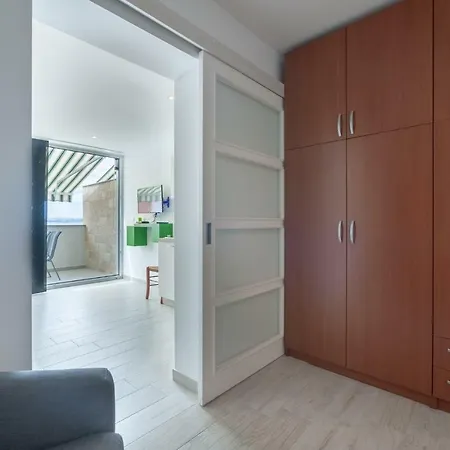 Ultima Apartman