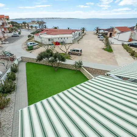Ultima Apartman *