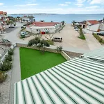 Ultima Διαμέρισμα *