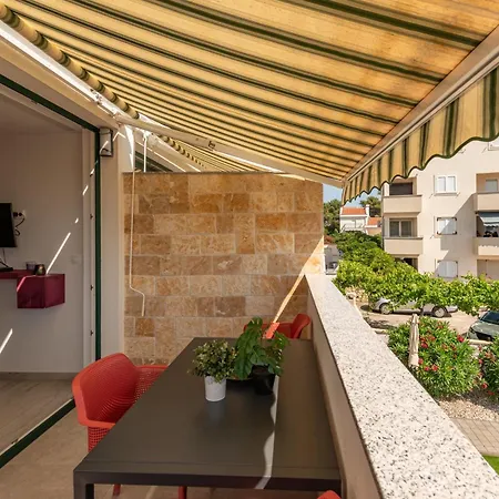 Ultima Apartment Povljana