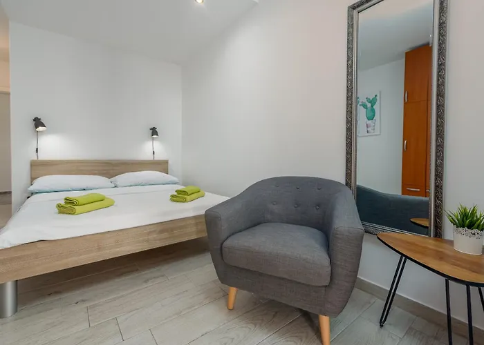 Ultima Apartment