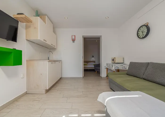 Ultima Apartment Povljana